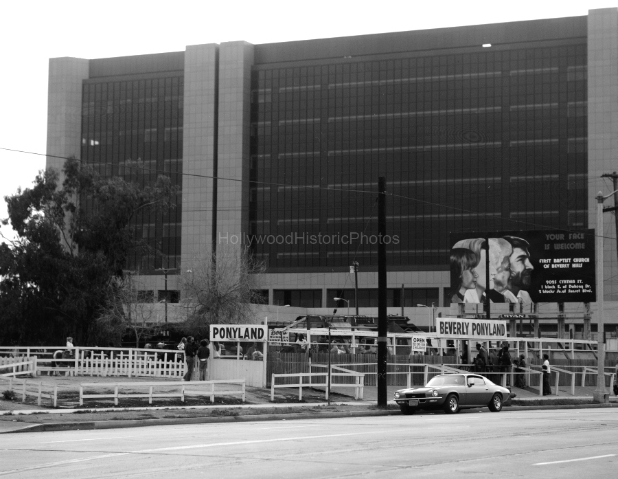 Beverly Park Ponyland 1976 Beverly Blvd. before it is demolished wm.jpg